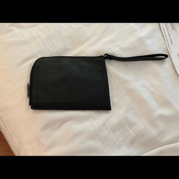 Cole Haan  wristlet new - Picture 3 of 6